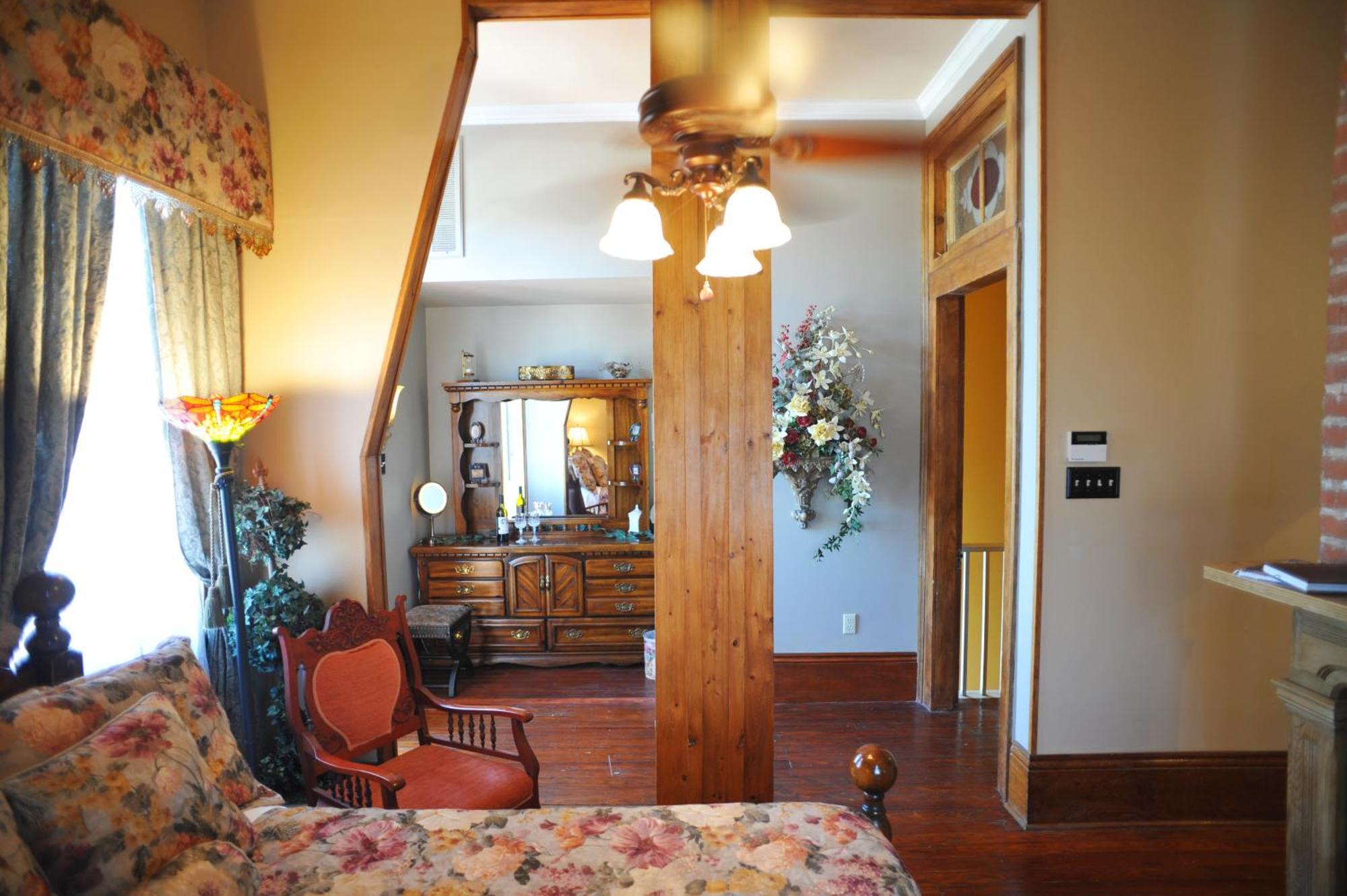 Hh Whitney House - A Bed & Breakfast On The Historic Esplanade New Orleans Exterior foto