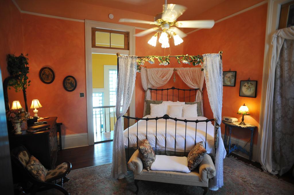 Hh Whitney House - A Bed & Breakfast On The Historic Esplanade New Orleans Exterior foto